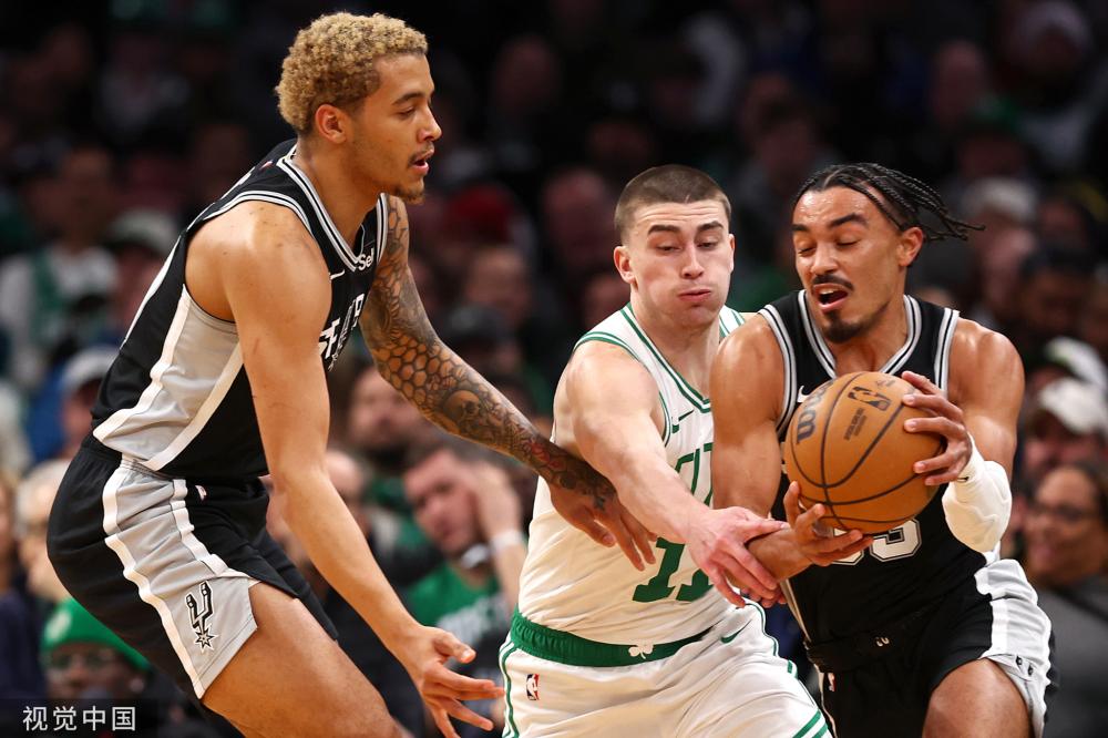 挥了关键作 挥了关键作