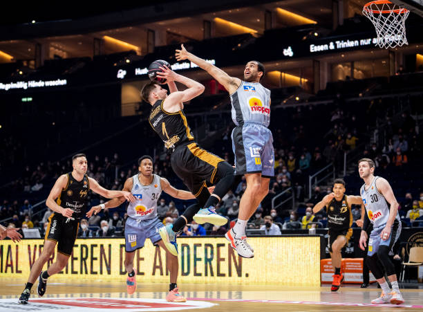 在细节中隐 在细节中隐